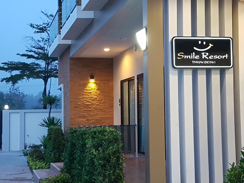 Smile Resort Thungsong Thung Song Exterior foto